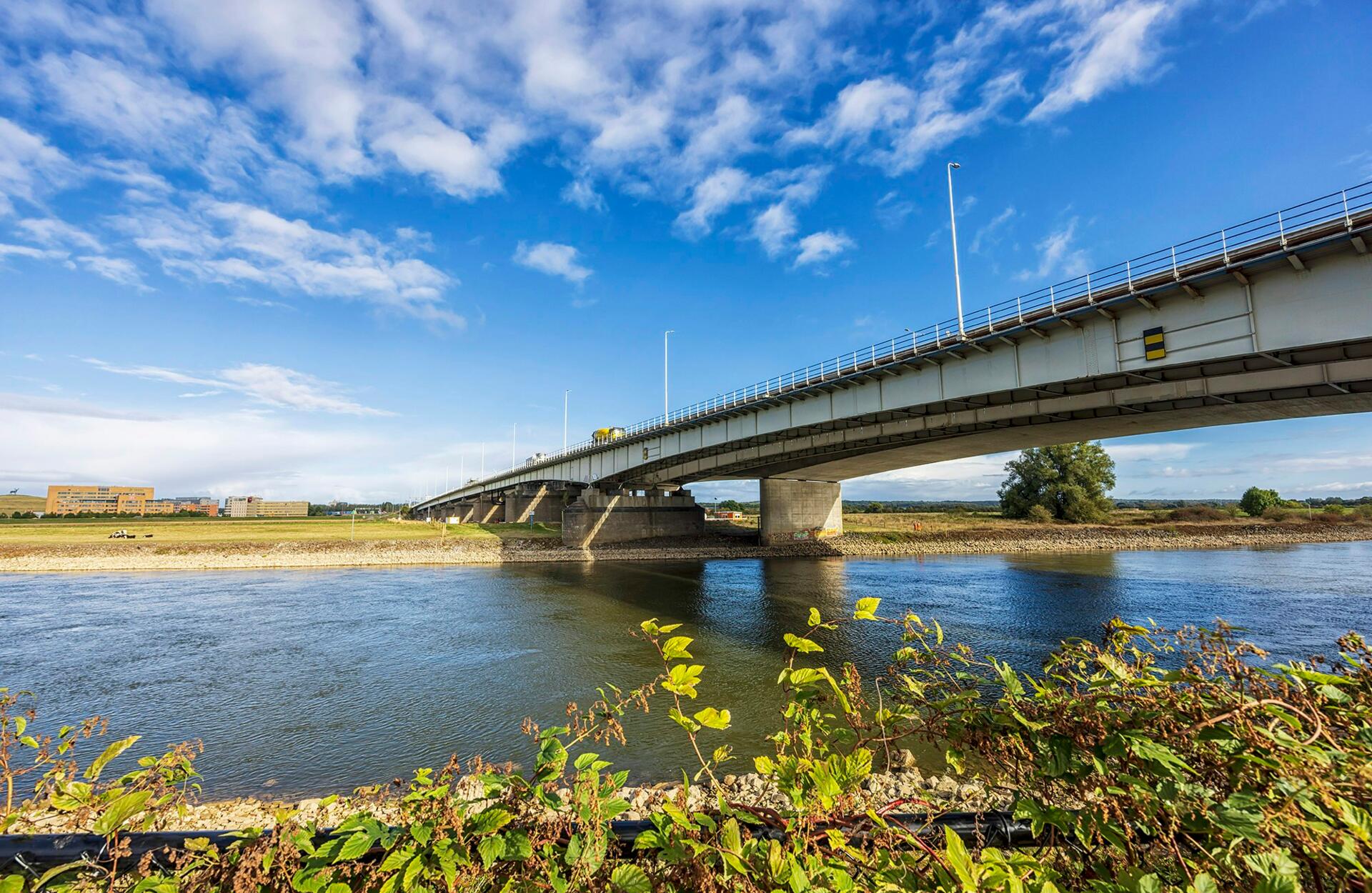 ijsselbrug.jpg